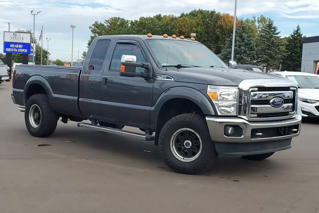 2016 Ford F-250 XLT photo 1