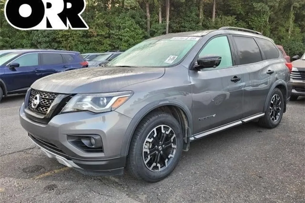 2020 Nissan Pathfinder SL photo 1
