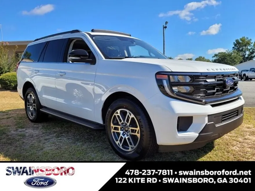 2025 Ford Expedition photo 1