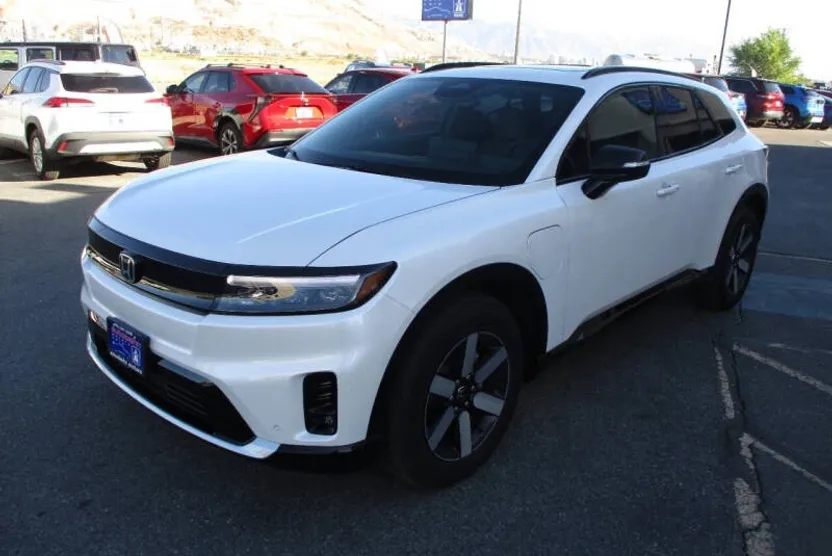 2025 Honda Prologue Touring photo 1