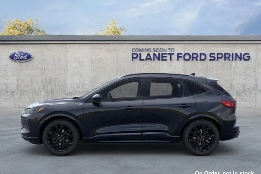 2026 Ford Escape ST-Line photo 1