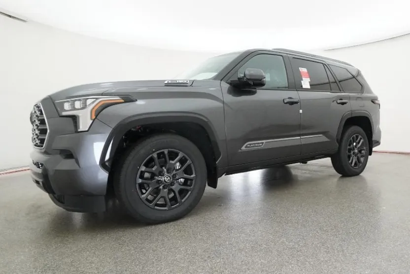 2026 Toyota Sequoia Platinum photo 1