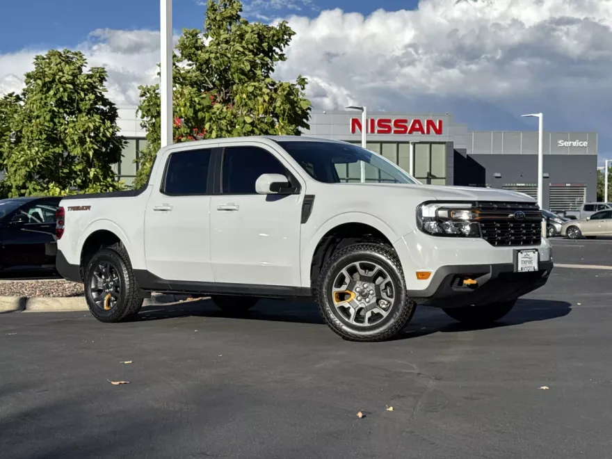 2023 Ford Maverick XLT Lariat photo 1