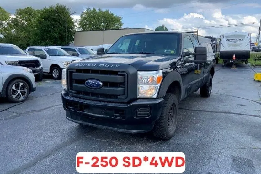 2015 Ford F-250 XLT photo 1