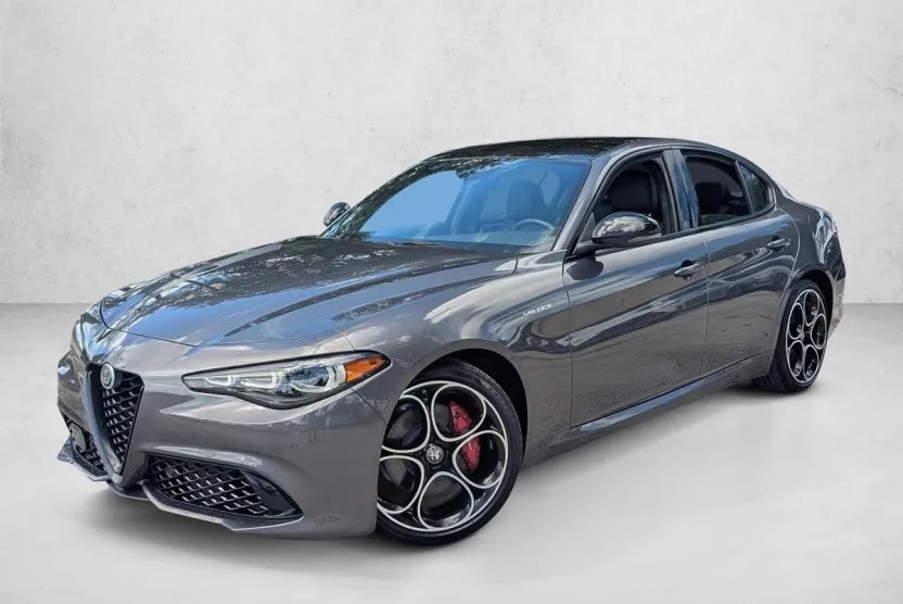 2024 Alfa Romeo Giulia Ti photo 1