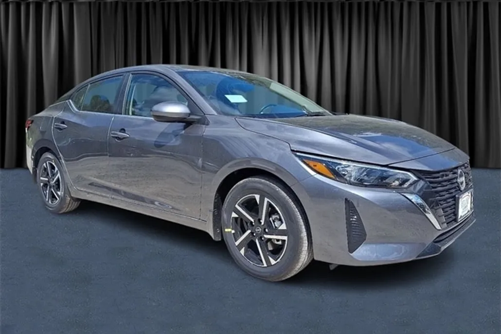 2025 Nissan Sentra SV photo 1