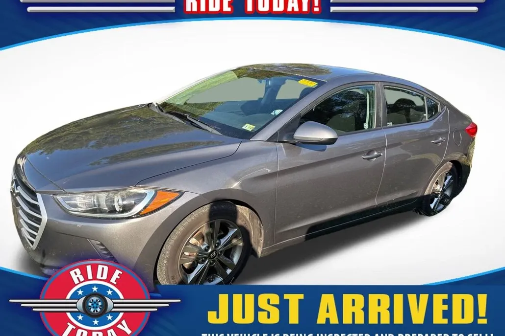 2018 Hyundai Elantra SEL photo 1