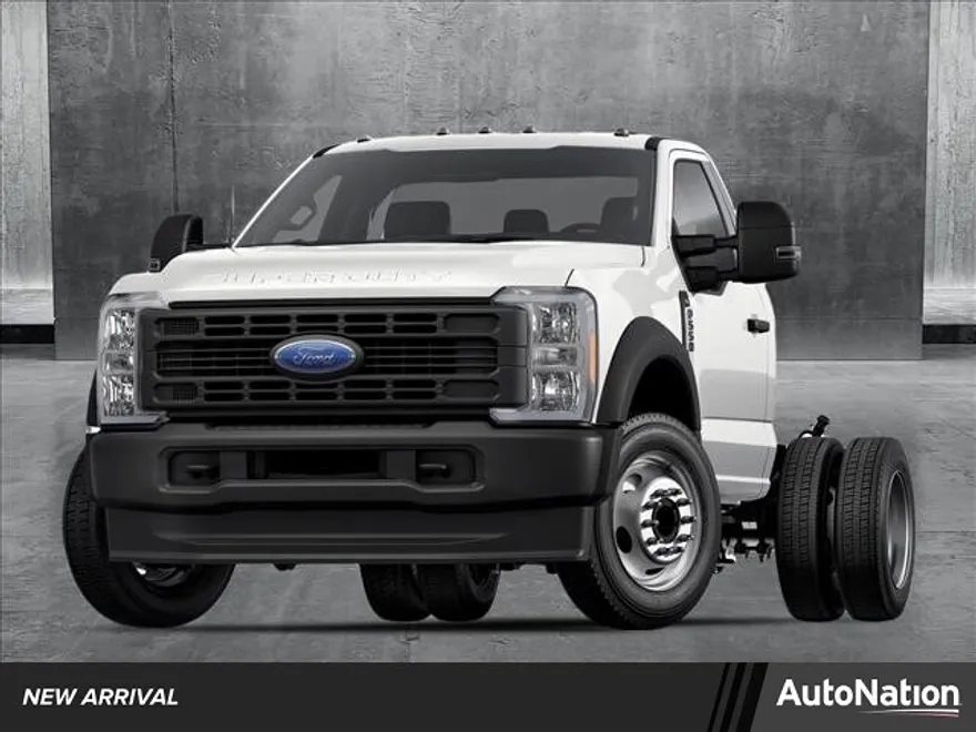 2025 Ford F-550 XL photo 1