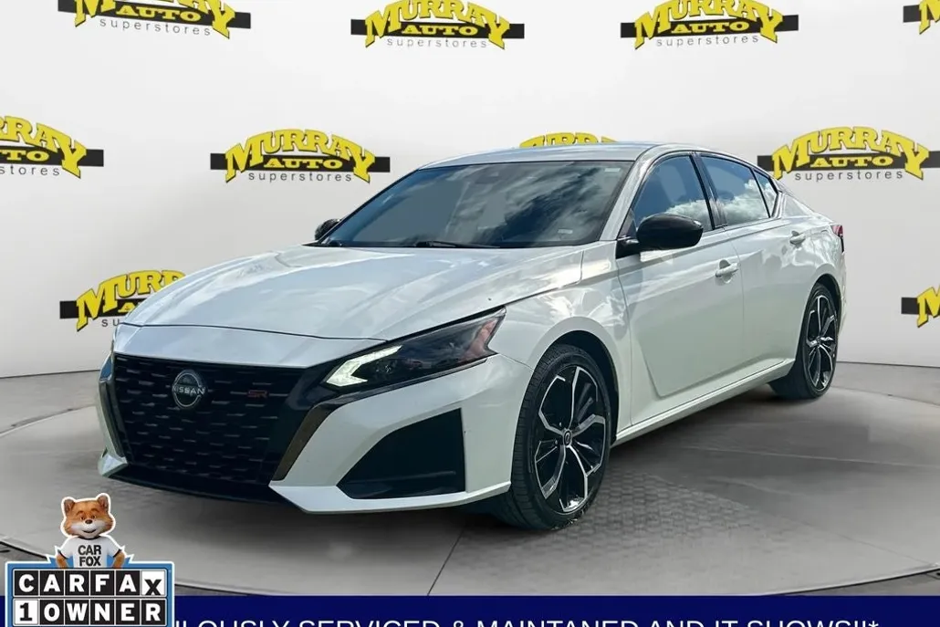 2024 Nissan Altima 2.5 SR photo 1