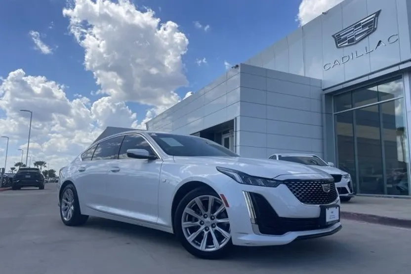 2024 Cadillac CT5 Luxury photo 1