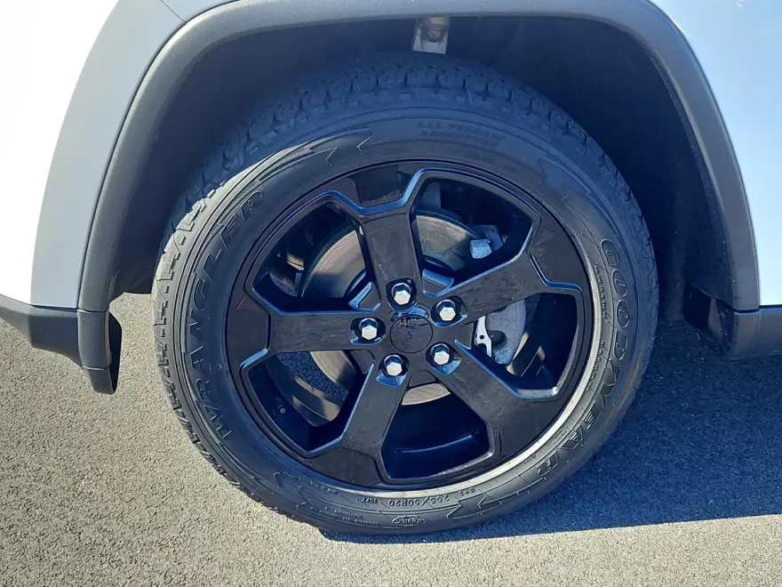 2018 Jeep Grand Cherokee Upland photo 1