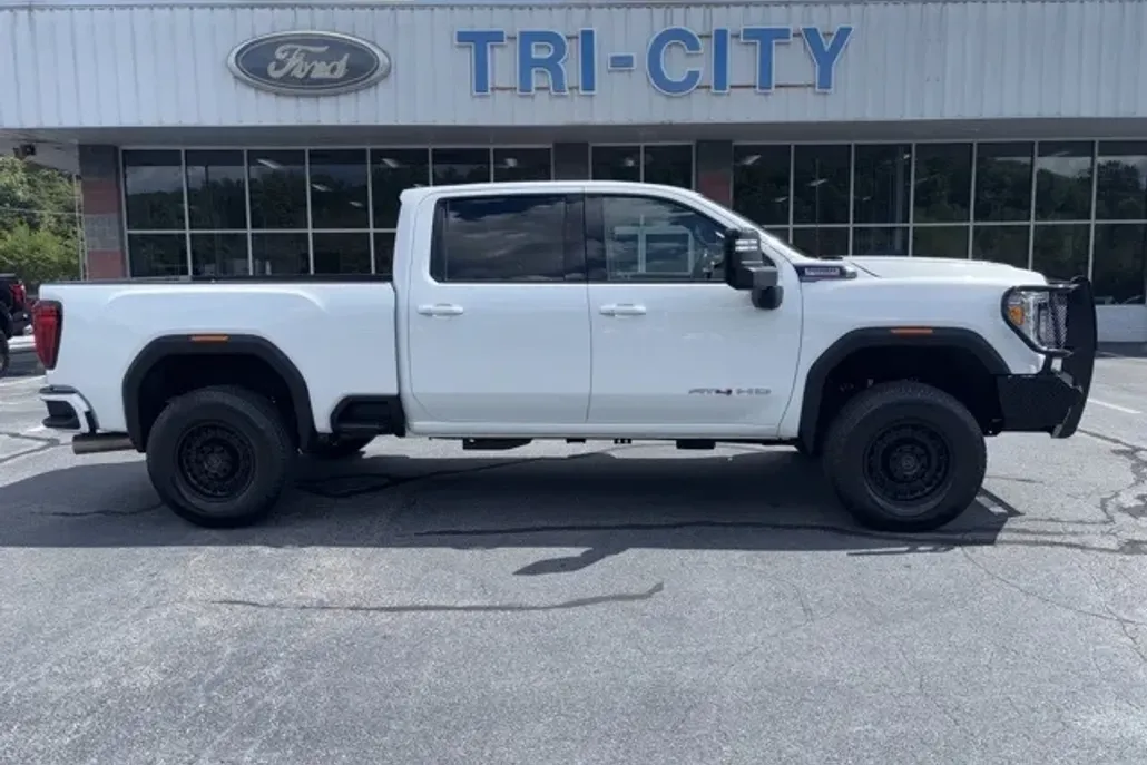 2023 Gmc Sierra HD AT4 photo 1