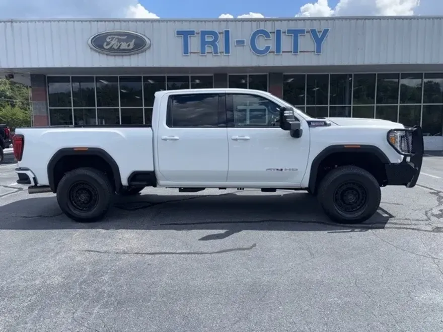 2023 Gmc Sierra HD AT4 photo 1