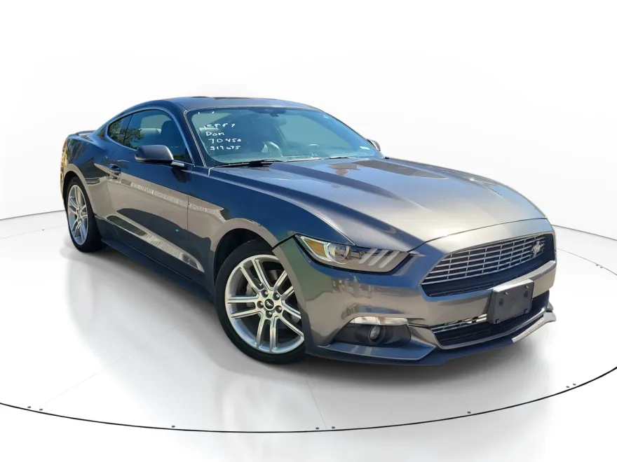 2016 Ford Mustang EcoBoost photo 1