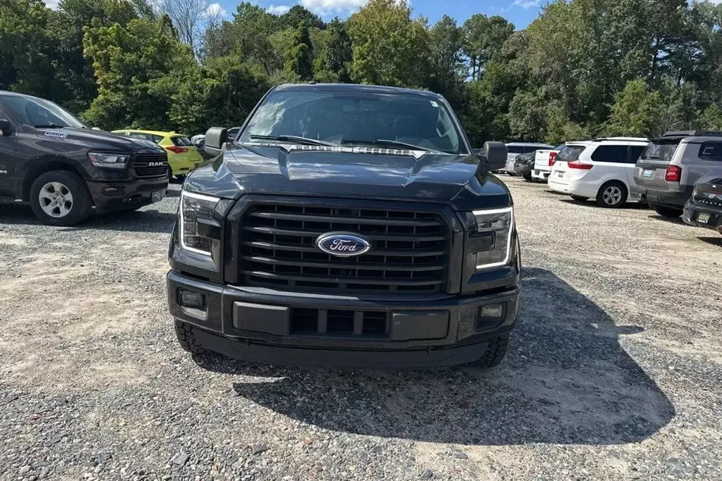 2016 Ford F-150 XLT photo 1