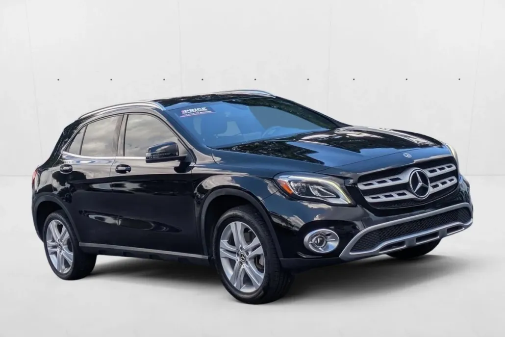 2020 Mercedes Benz GLA 250 photo 1