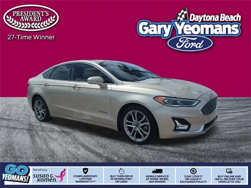 2019 Ford Fusion Hybrid Titanium photo 1