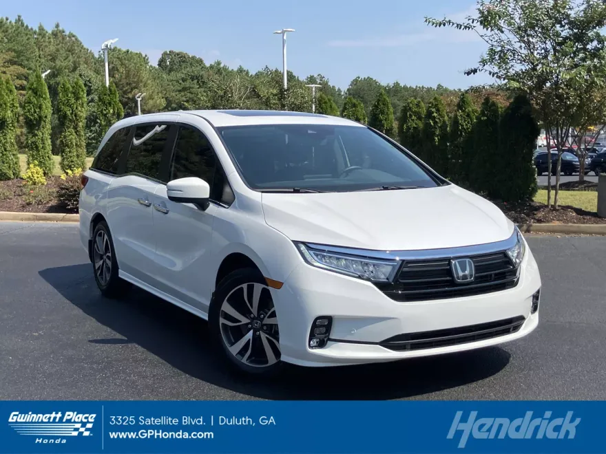 2024 Honda Odyssey Touring photo 1