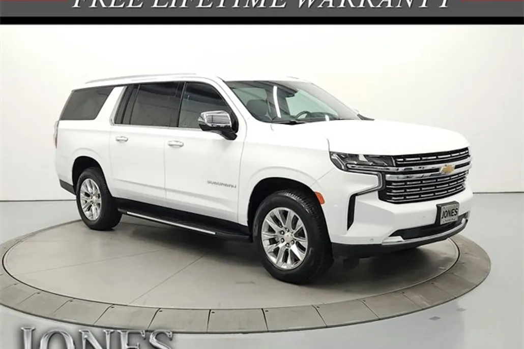 2023 Chevrolet Suburban Premier photo 1