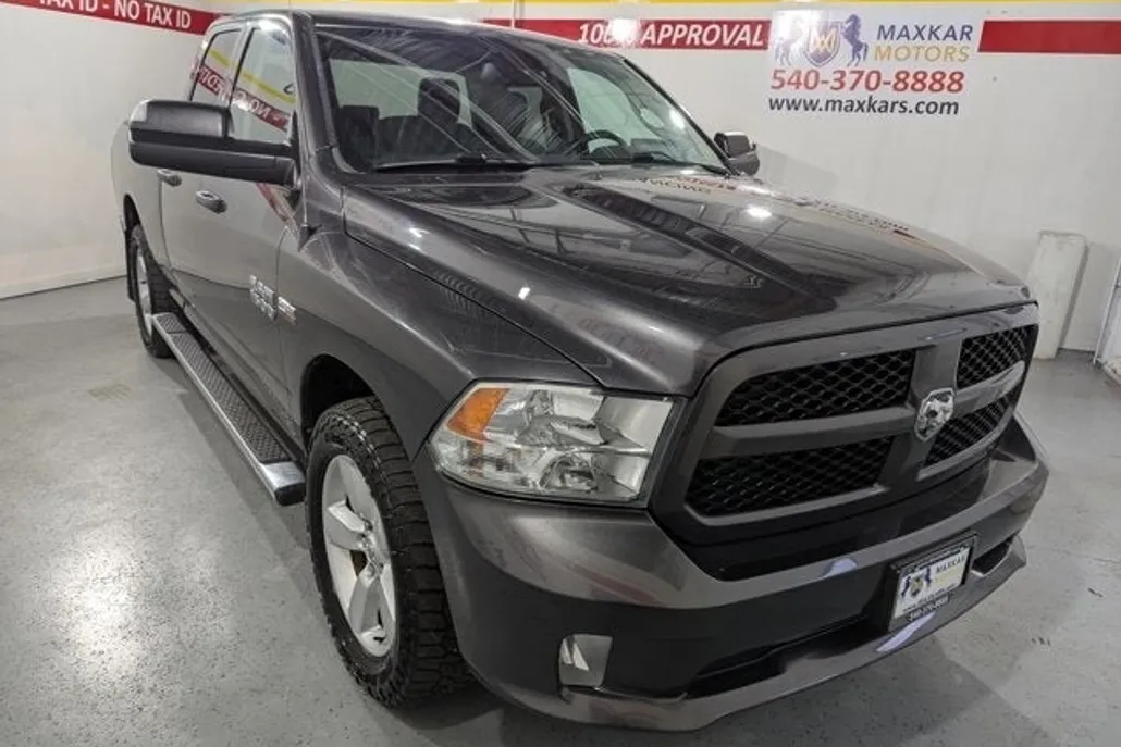 2016 Ram 1500 Express photo 1