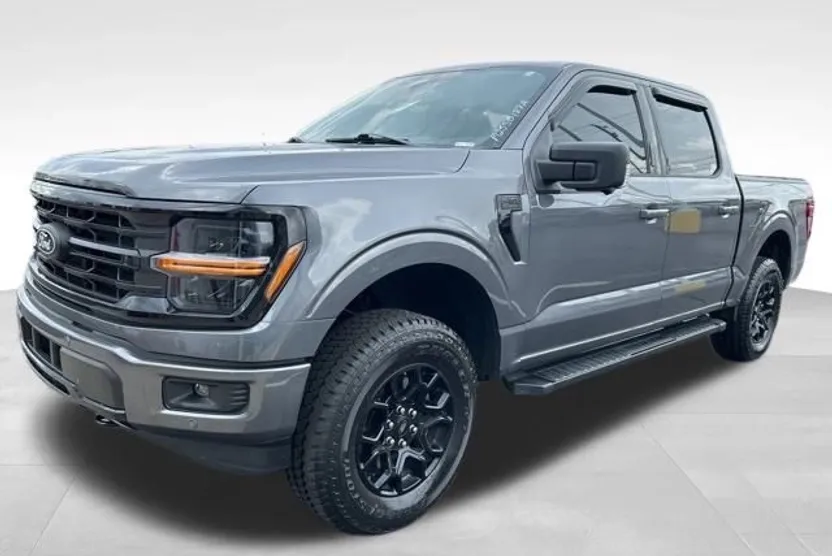 2024 Ford F-150 XLT photo 1