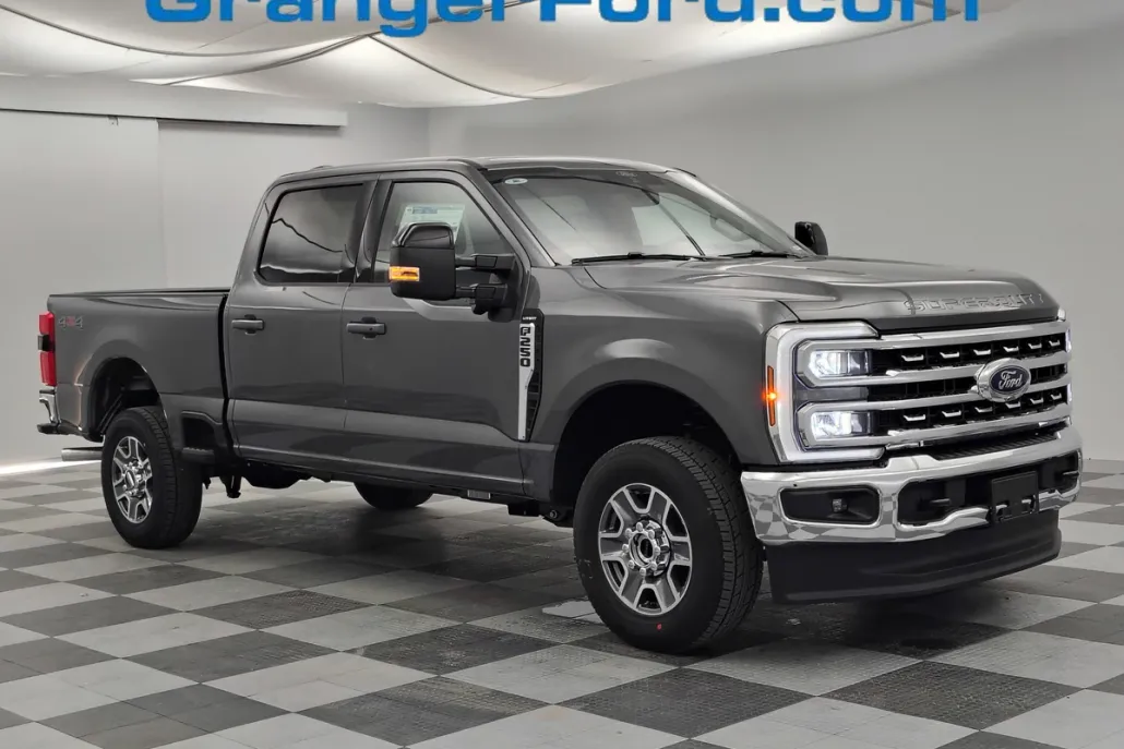 2026 Ford F-250 Lariat photo 1