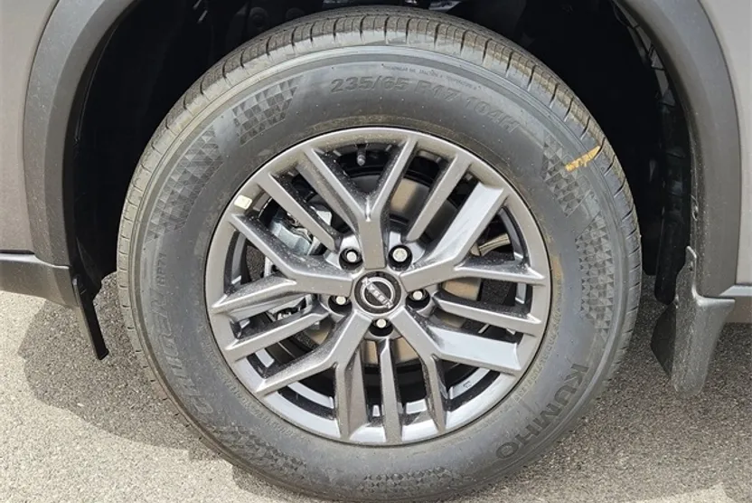 2026 Nissan Rogue S photo 1