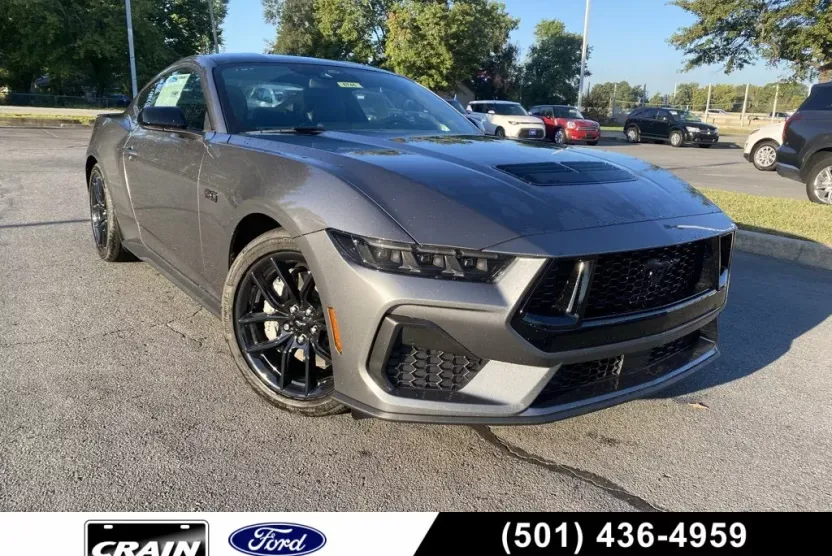 2025 Ford Mustang GT Premium photo 1