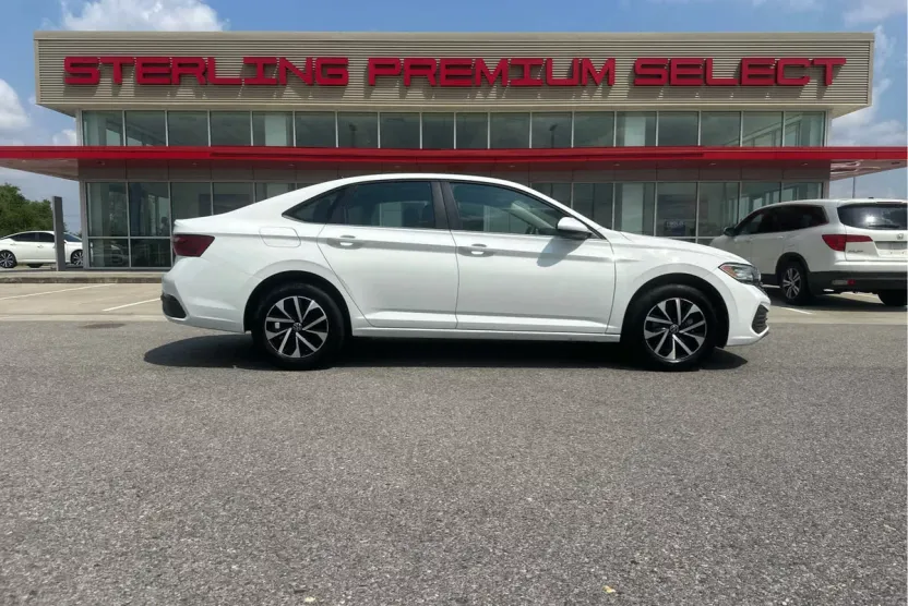 2024 Volkswagen Jetta S photo 1