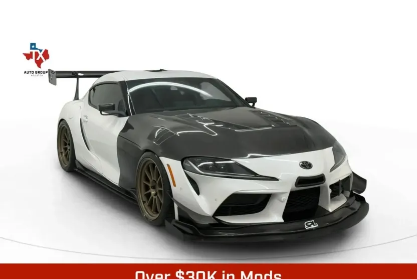 2023 Toyota Supra 3.0 Premium photo 1