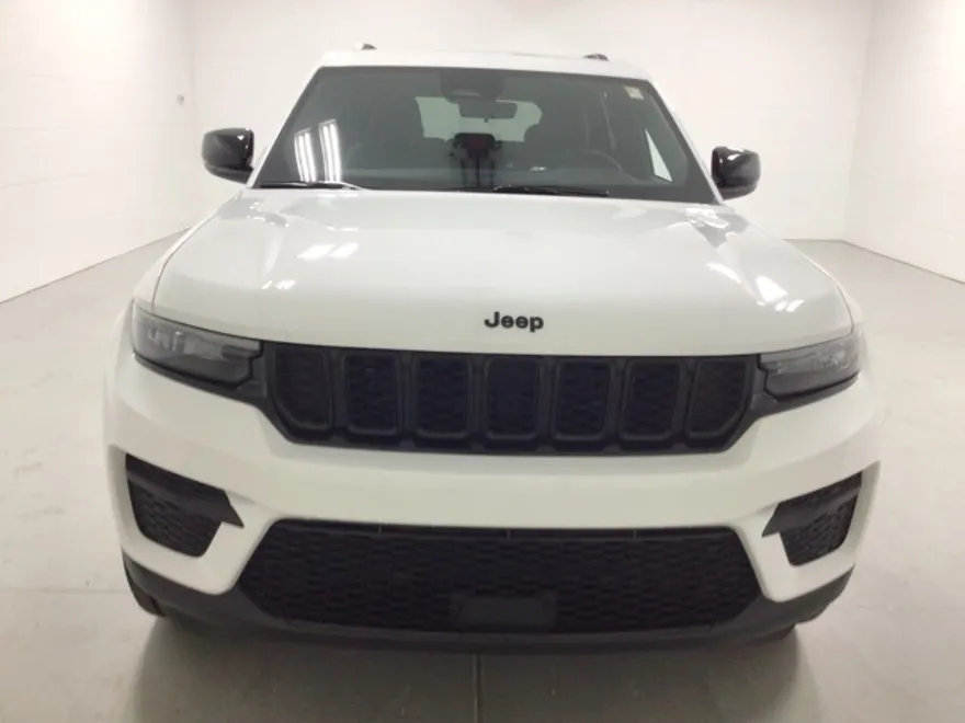 2025 Jeep Grand Cherokee Altitude X photo 1