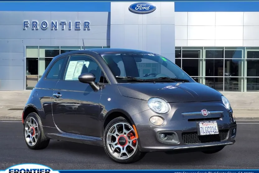 2015 Fiat 500 Sport photo 1