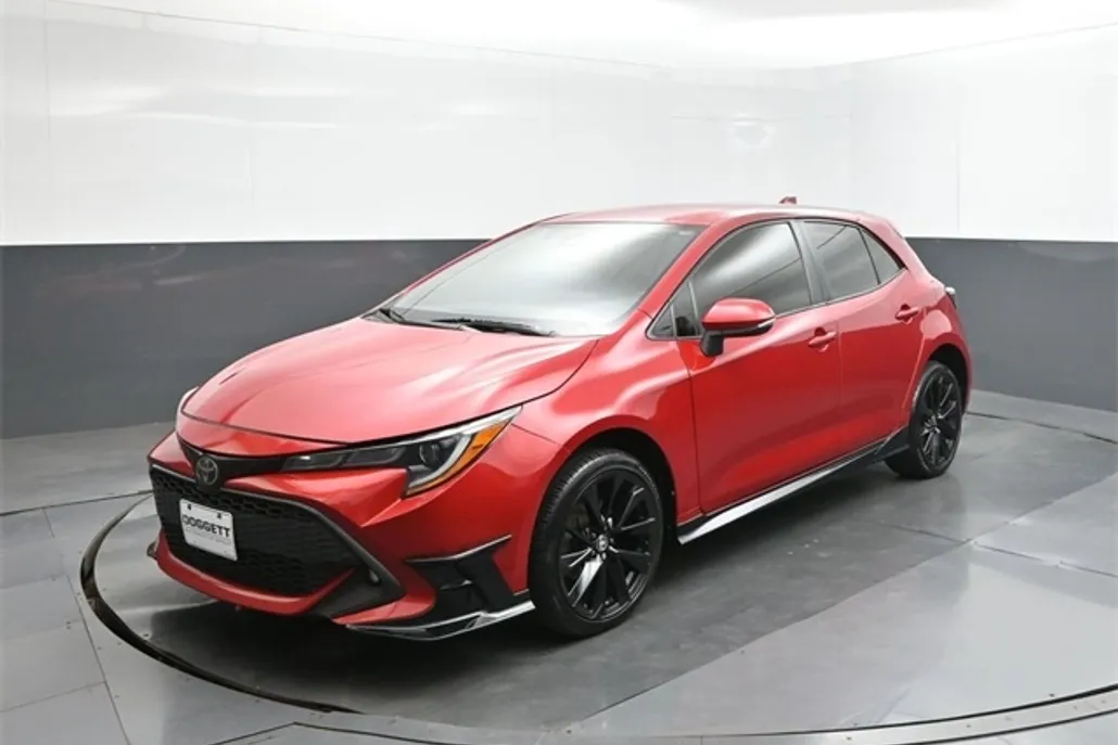 2021 Toyota Corolla SE Nightshade Edition photo 1