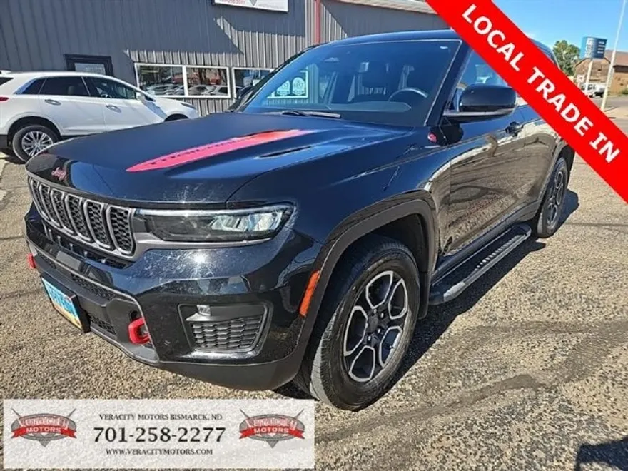 2022 Jeep Grand Cherokee Trailhawk photo 1