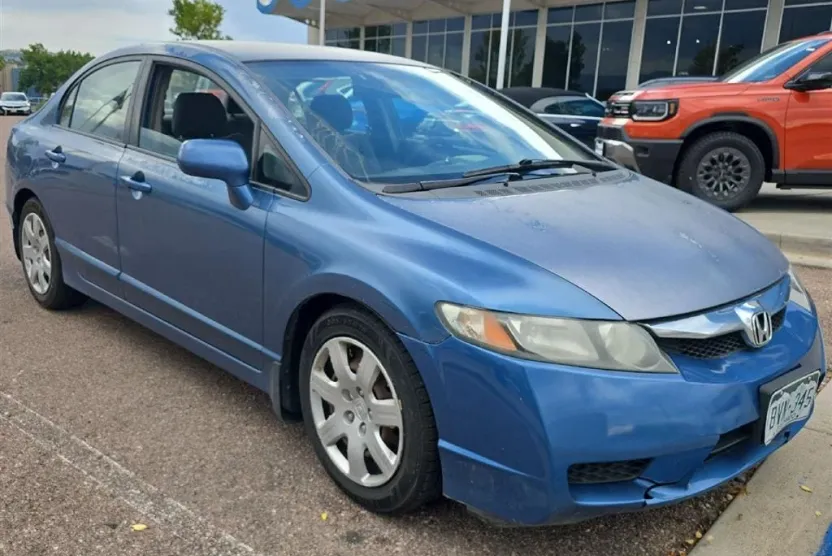 2009 Honda Civic LX photo 1