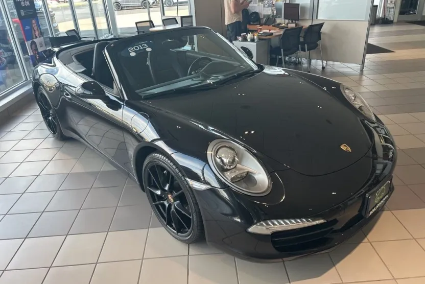 2013 Porsche 911 Cabriolet photo 1