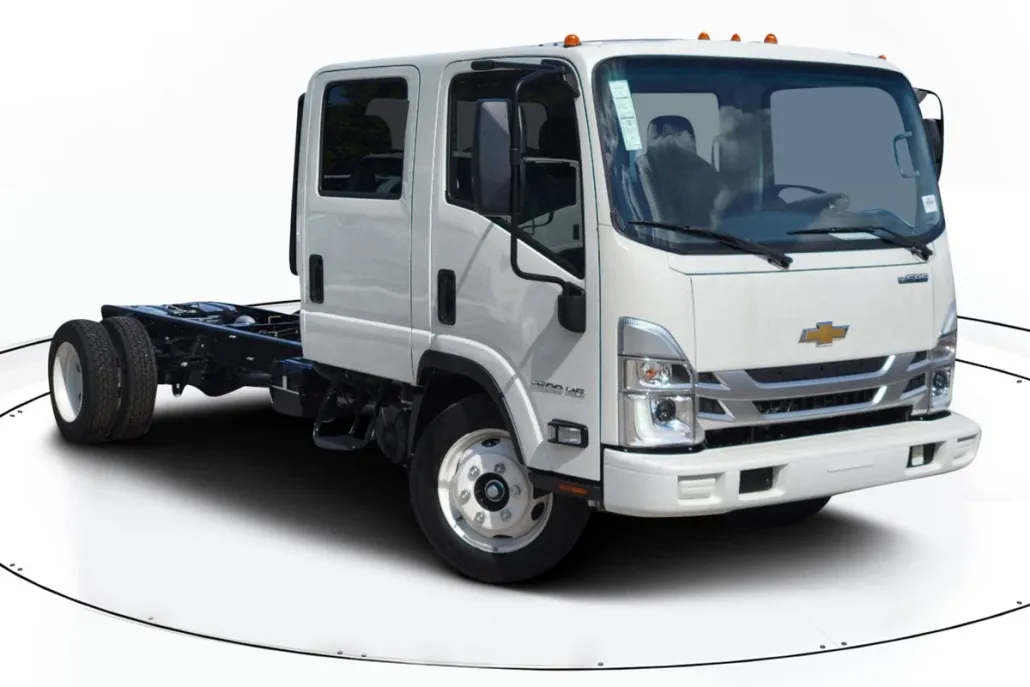 2025 Chevrolet Silverado 4500HD Base photo 1