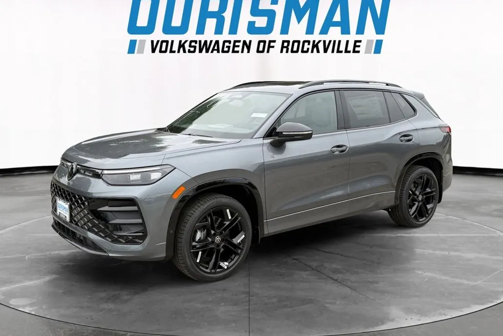 2025 Volkswagen Tiguan SE R-Line Black photo 1