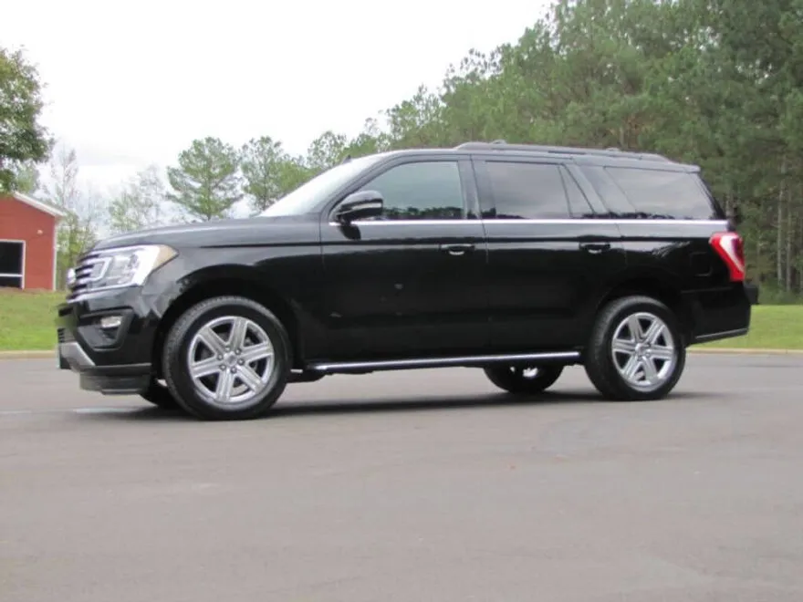 2021 Ford Expedition XLT photo 1