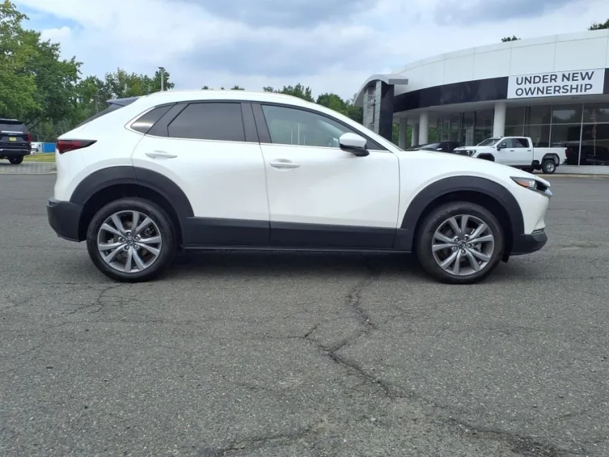 2022 Mazda CX-30 2.5 S Preferred photo 1