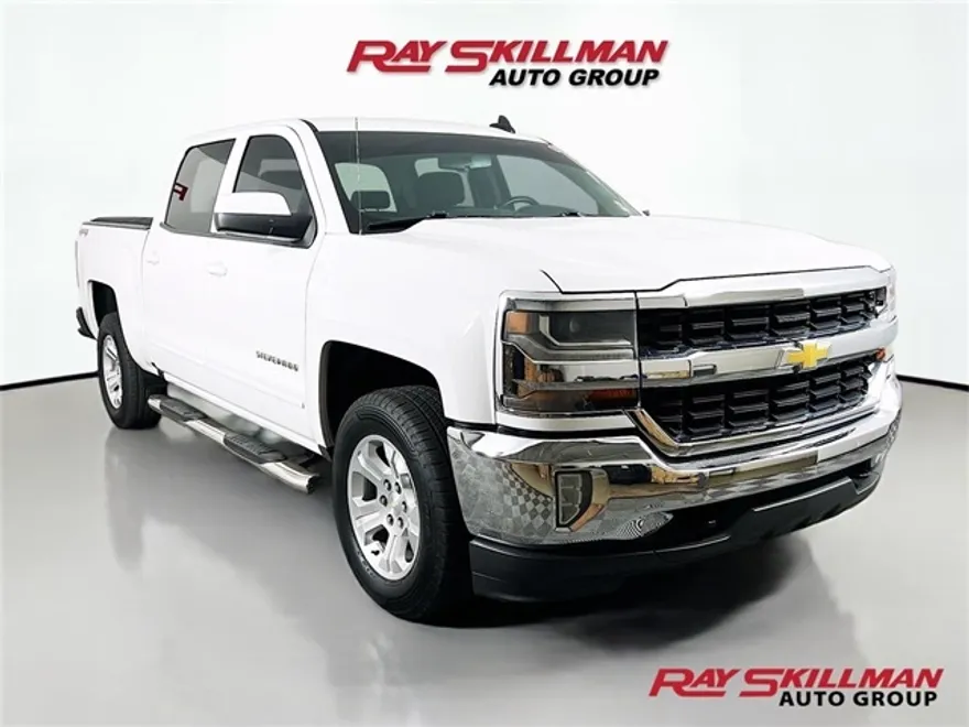 2018 Chevrolet Silverado 1500 LT1 photo 1