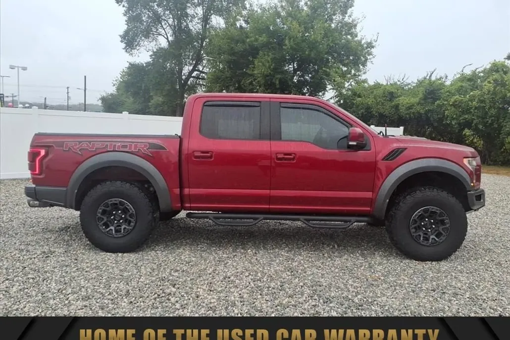 2017 Ford F-150 Raptor photo 1