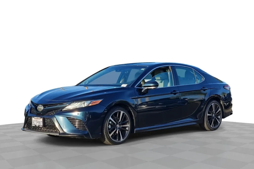 2018 Toyota Camry XSE photo 1