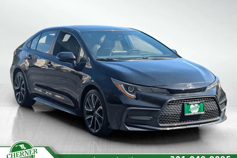2021 Toyota Corolla SE photo 1