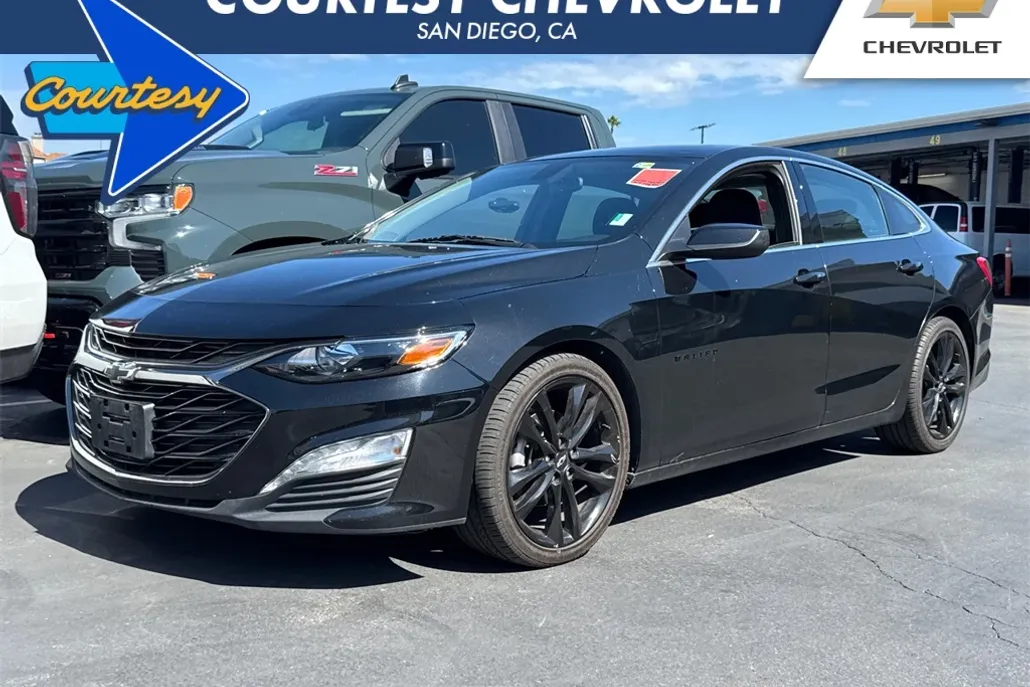 2021 Chevrolet Malibu 1LT photo 1