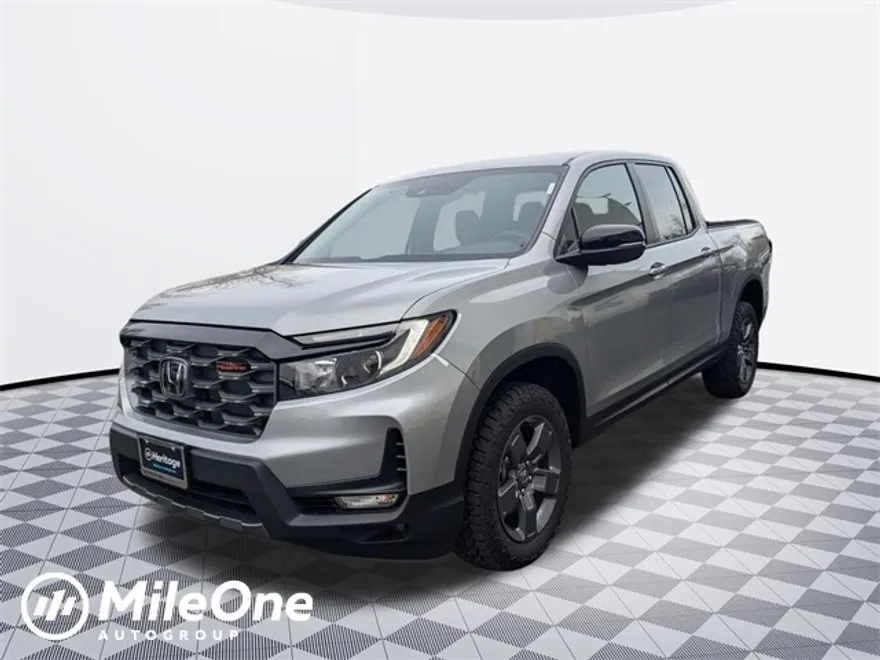 2025 Honda Ridgeline TrailSport photo 1