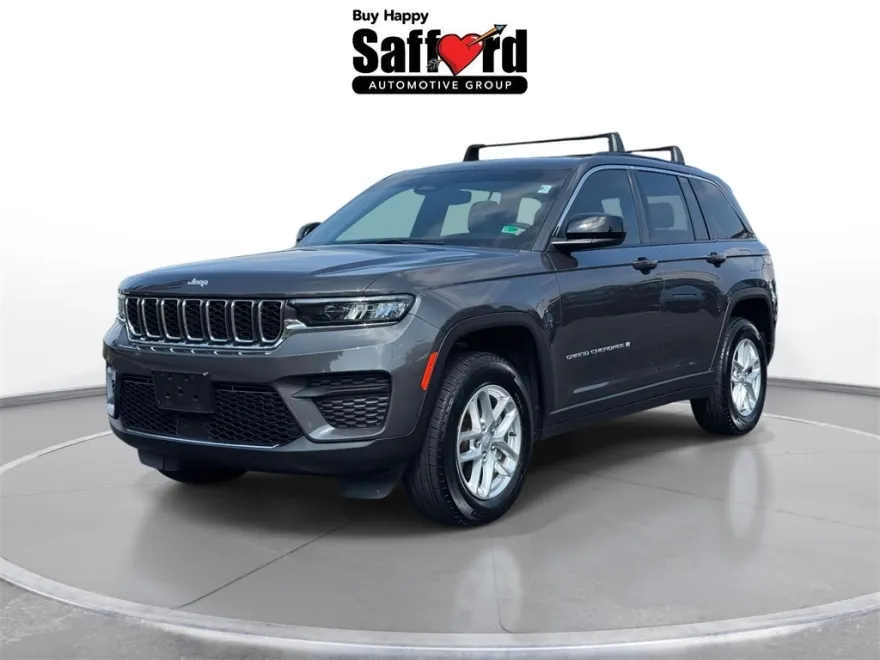 2024 Jeep Grand Cherokee Laredo photo 1