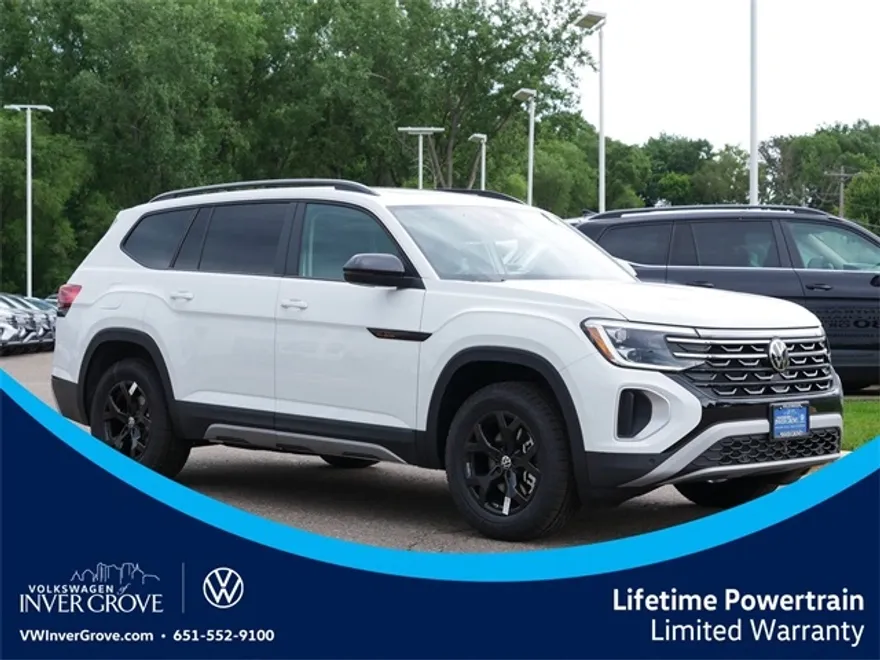 2025 Volkswagen Atlas Peak Edition SE photo 1
