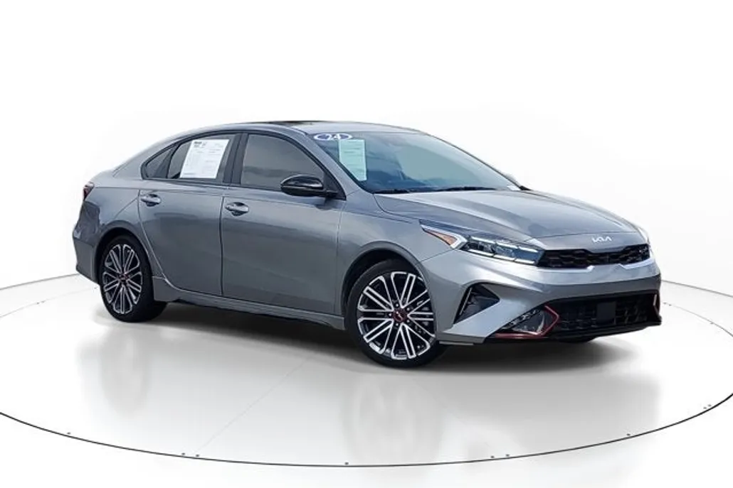 2024 Kia Forte GT photo 1