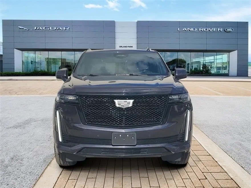 2022 Cadillac Escalade Sport photo 1